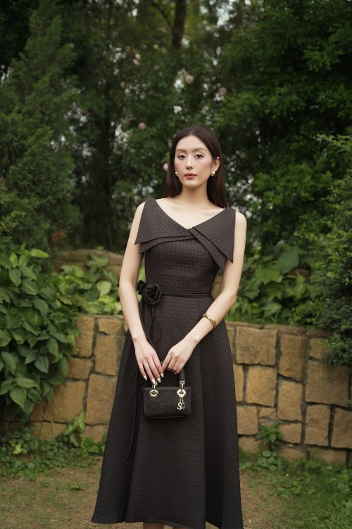 Sixdo Black Brocade Flared Dress